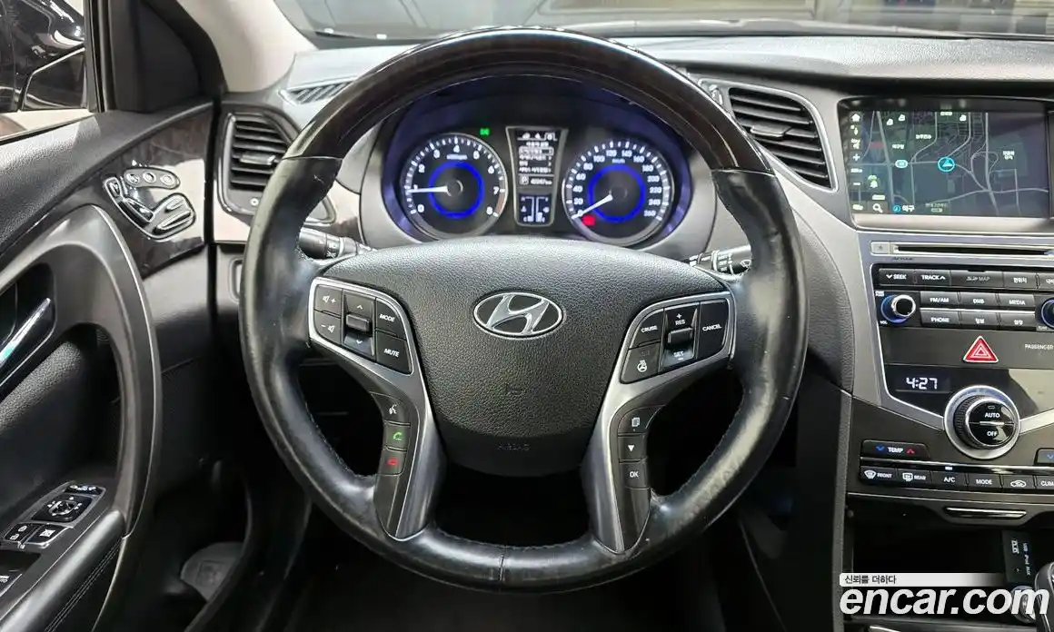 Hyundai Grandeur 2015 2.4 Автомат в Москве № 123651, фото 19