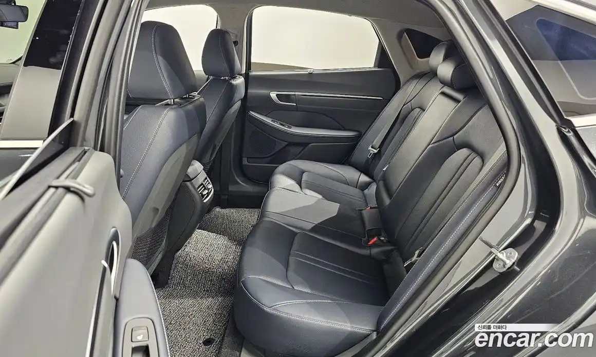 Hyundai Sonata 2025 1.6 Автомат в Москве № 129703, фото 18