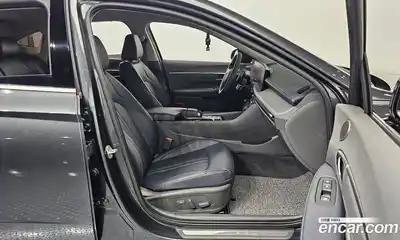 Hyundai Sonata 2025 1.6 Автомат в Москве № 129703, миниатюра 4