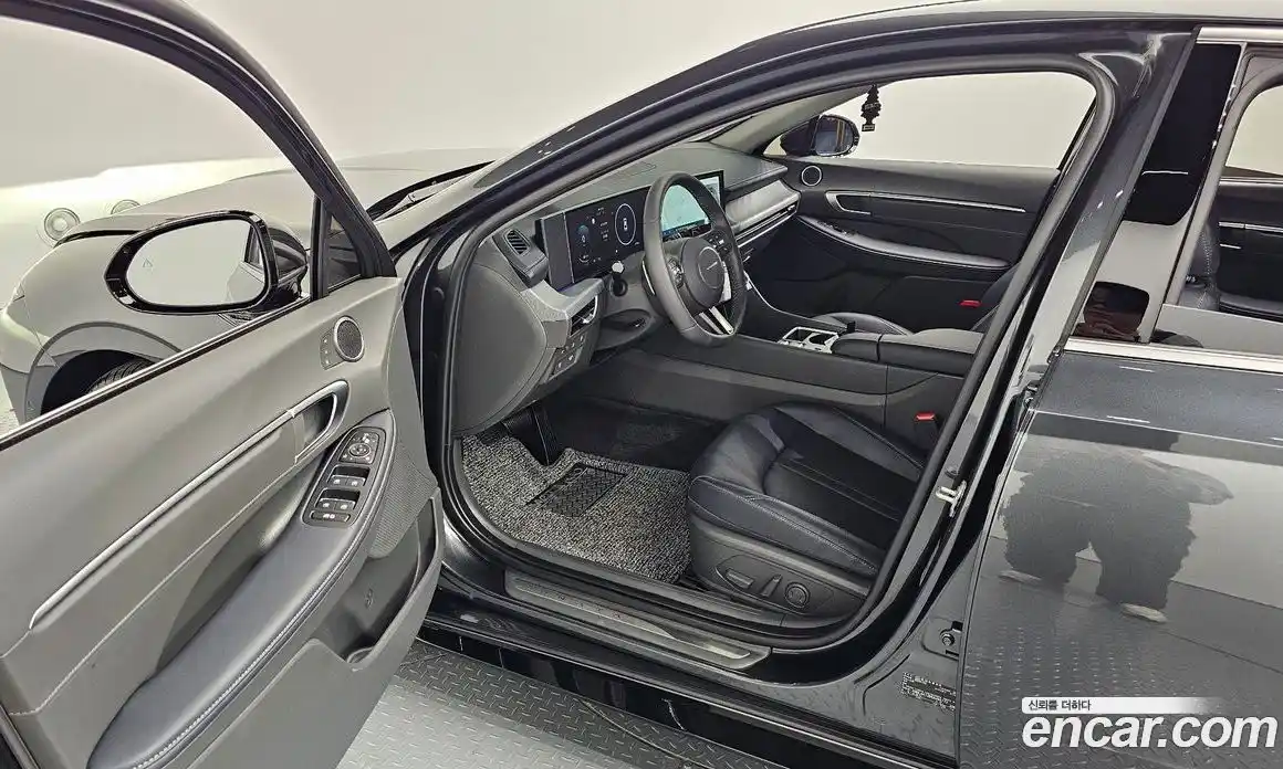 Hyundai Sonata 2025 1.6 Автомат в Москве № 129703, фото 9