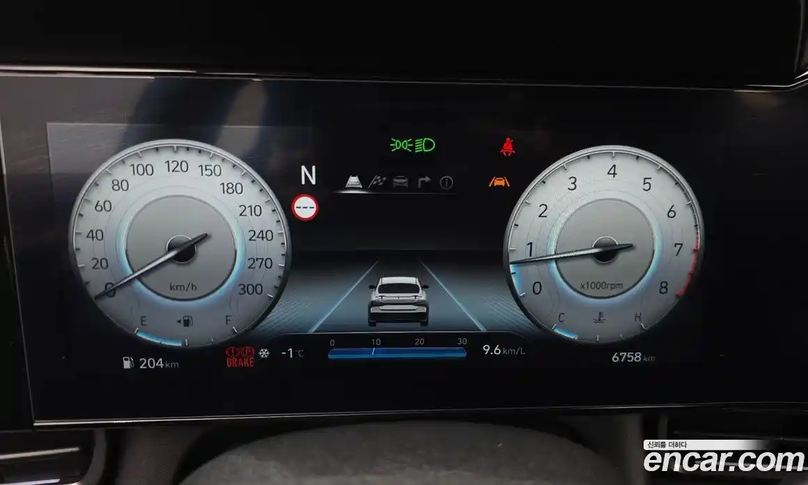 Hyundai Avante 2024 2.0 Механическая в Москве № 130005, фото 19