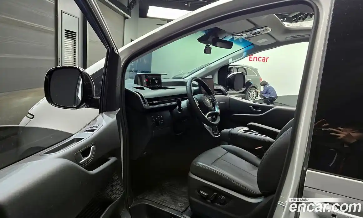 Hyundai Staria 2025 2.2 Автомат в Москве № 130159, фото 14