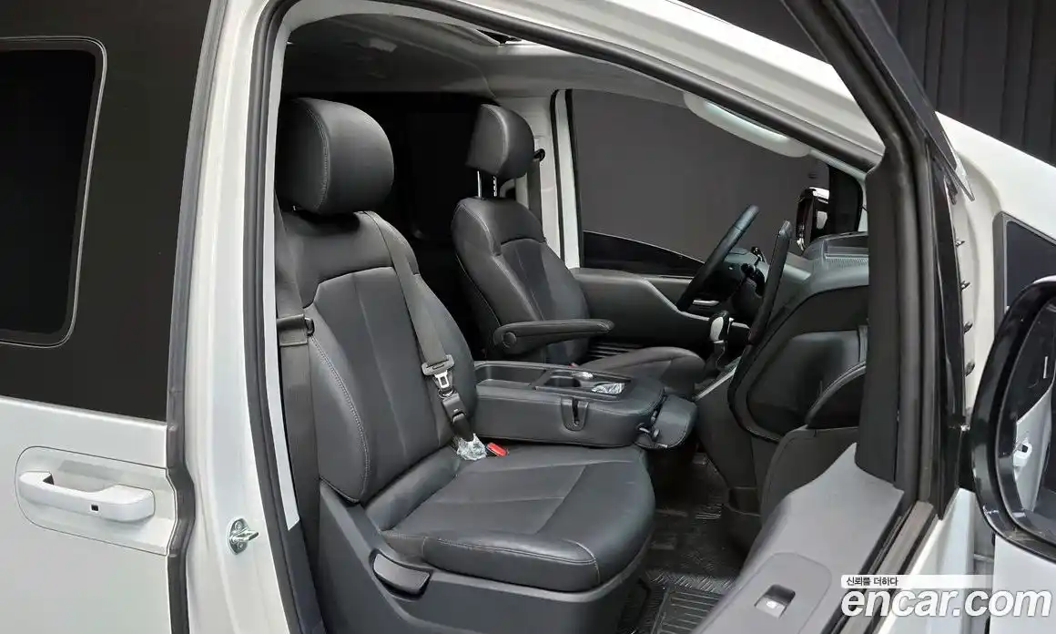 Hyundai Staria 2025 2.2 Автомат в Москве № 130159, фото 6