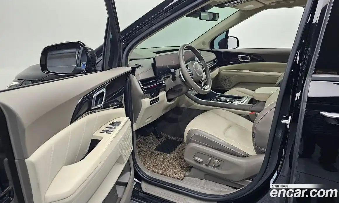 Kia Canival 2024 2.2 Автомат в Москве № 133286, фото 15