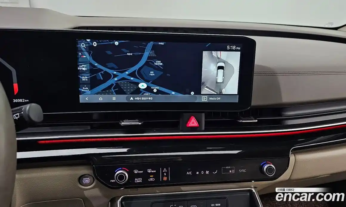 Kia Canival 2024 2.2 Автомат в Москве № 133286, фото 18