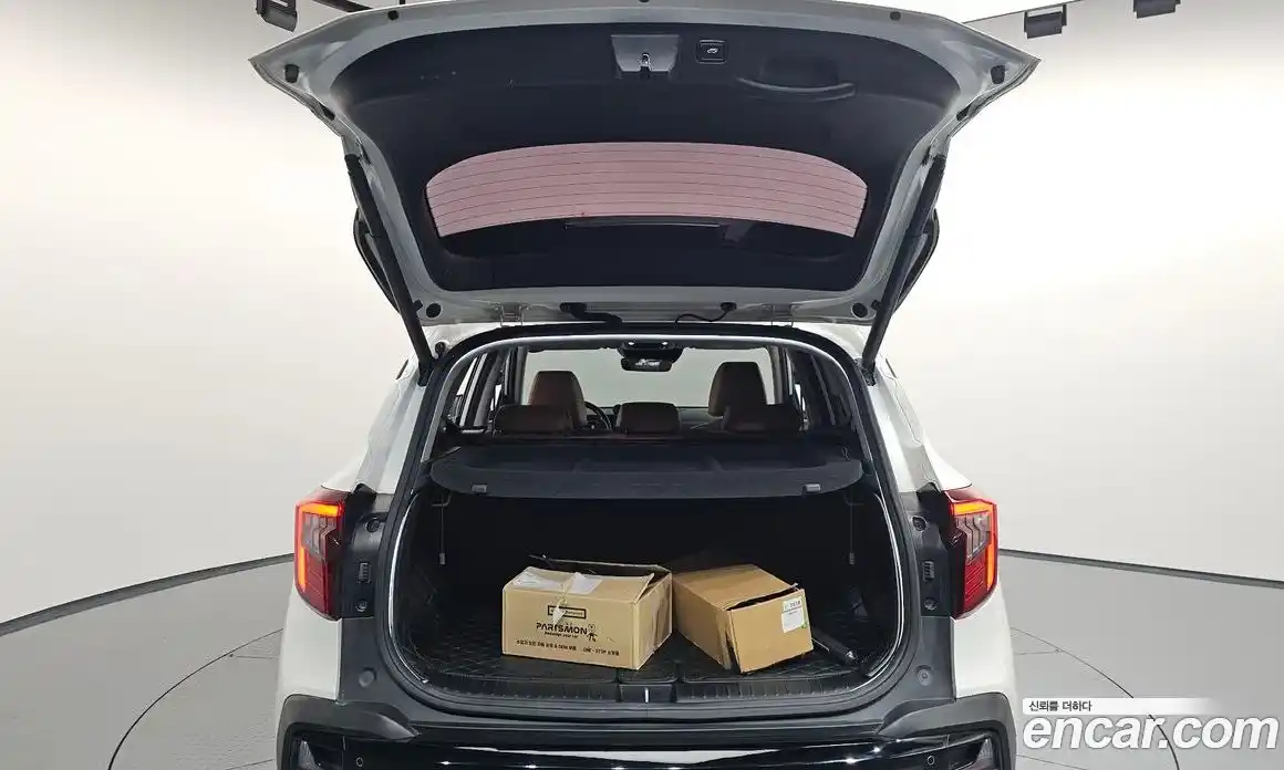 Kia Seltos 2023 1.6 Автомат в Москве № 133441, фото 11