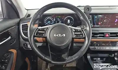 Kia Seltos 2023 1.6 Автомат в Москве № 133441, миниатюра 8