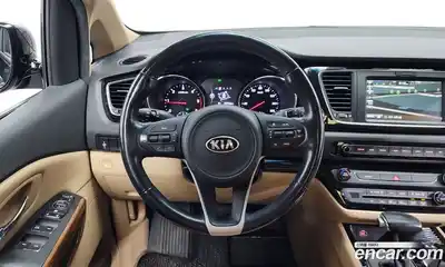 Kia Canival 2017 2.2 Автомат в Москве № 133501, миниатюра 5