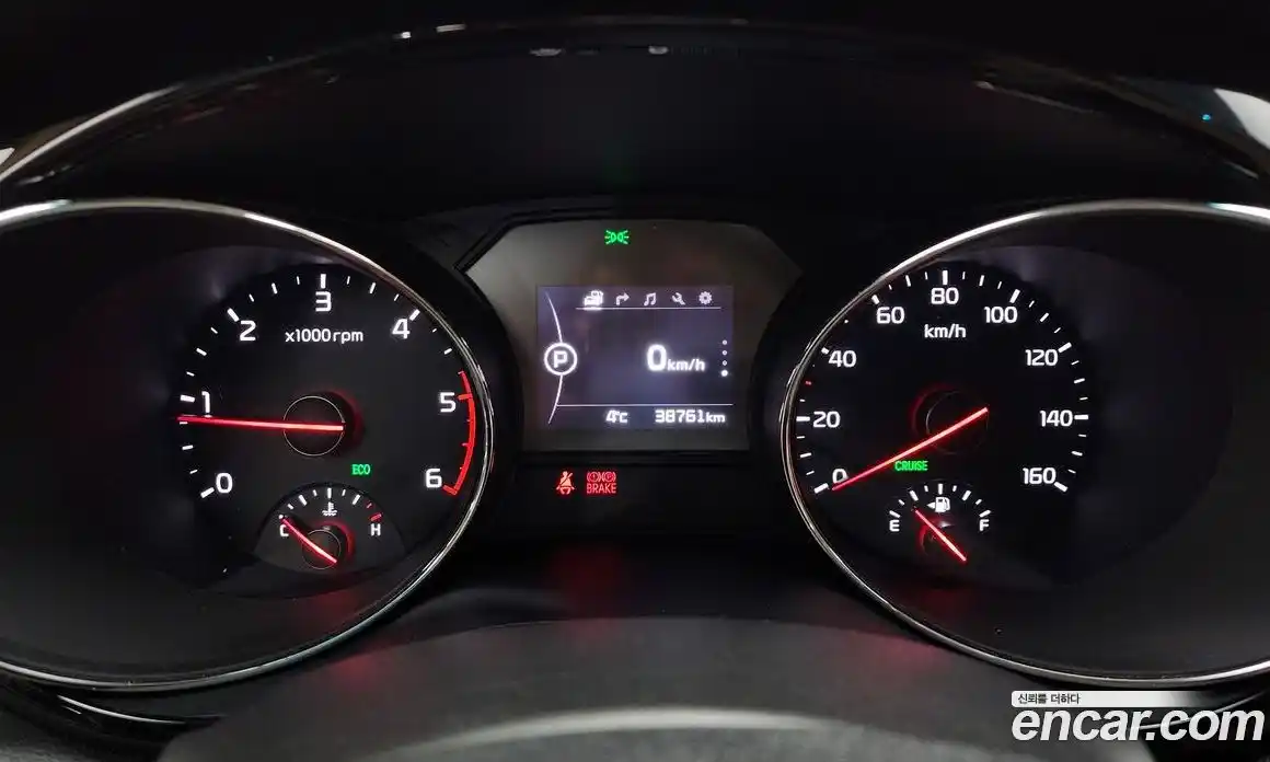 Kia Canival 2017 2.2 Автомат в Москве № 133501, фото 8