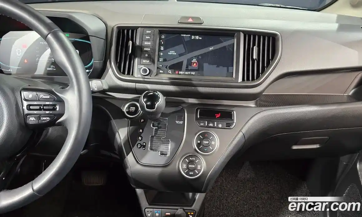 Kia Ray 2023 1.0 Автомат в Москве № 133524, фото 20