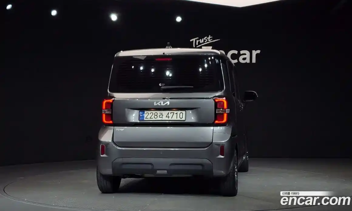 Kia Ray 2023 1.0 Автомат в Москве № 133524, фото 10