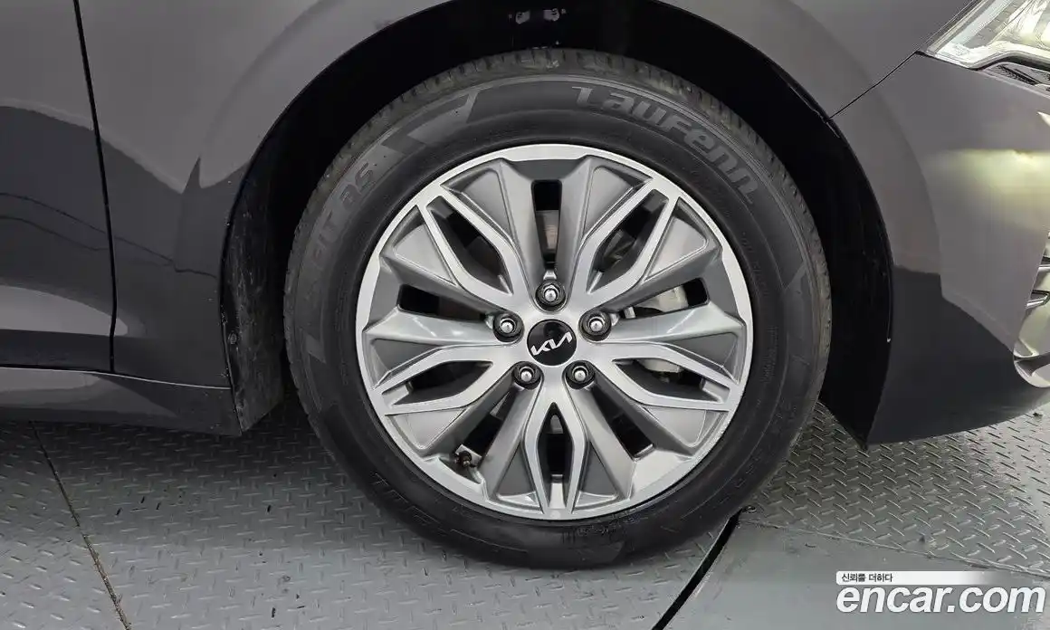 Kia K5 2023 2.0 Автомат в Москве № 133871, фото 20