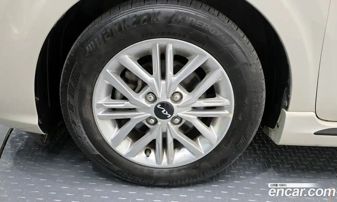 Kia Morning 2023 1.0 Автомат в Москве № 134024, фото 12