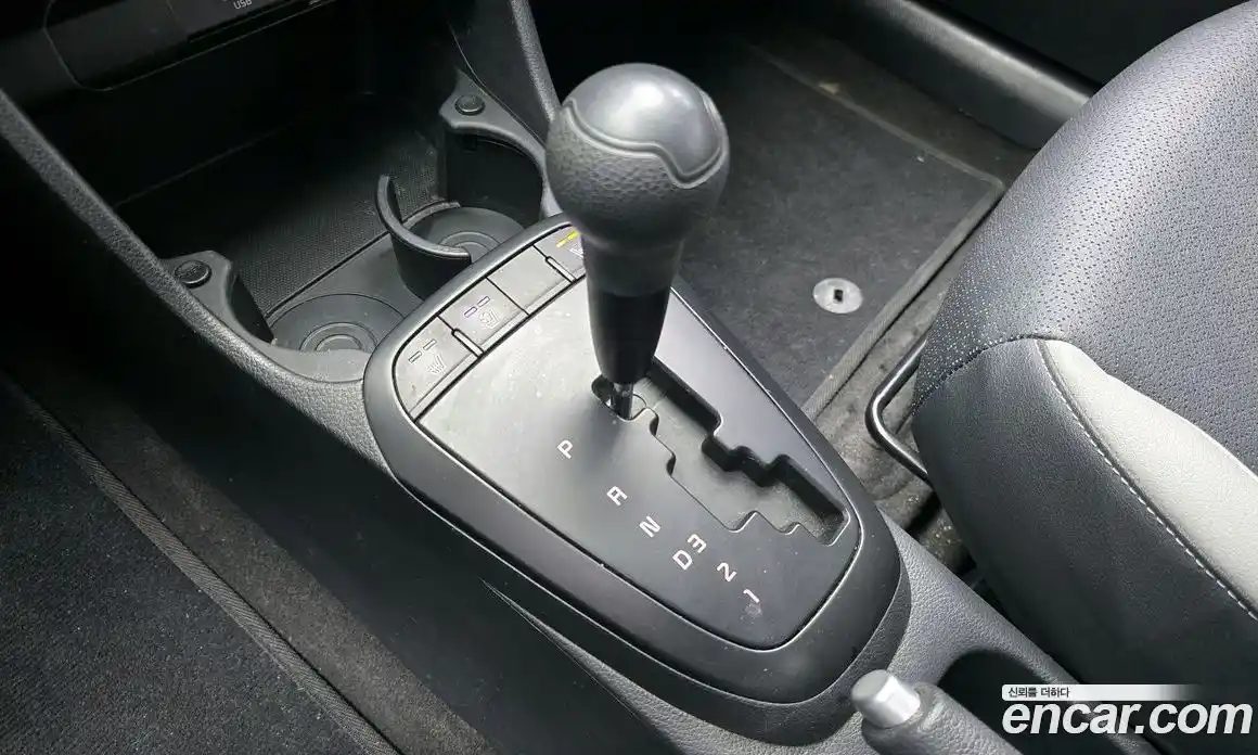 Kia Morning 2023 1.0 Автомат в Москве № 134024, фото 9