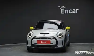 Mini Cooper 2022 Автомат в Москве № 141117, миниатюра 12