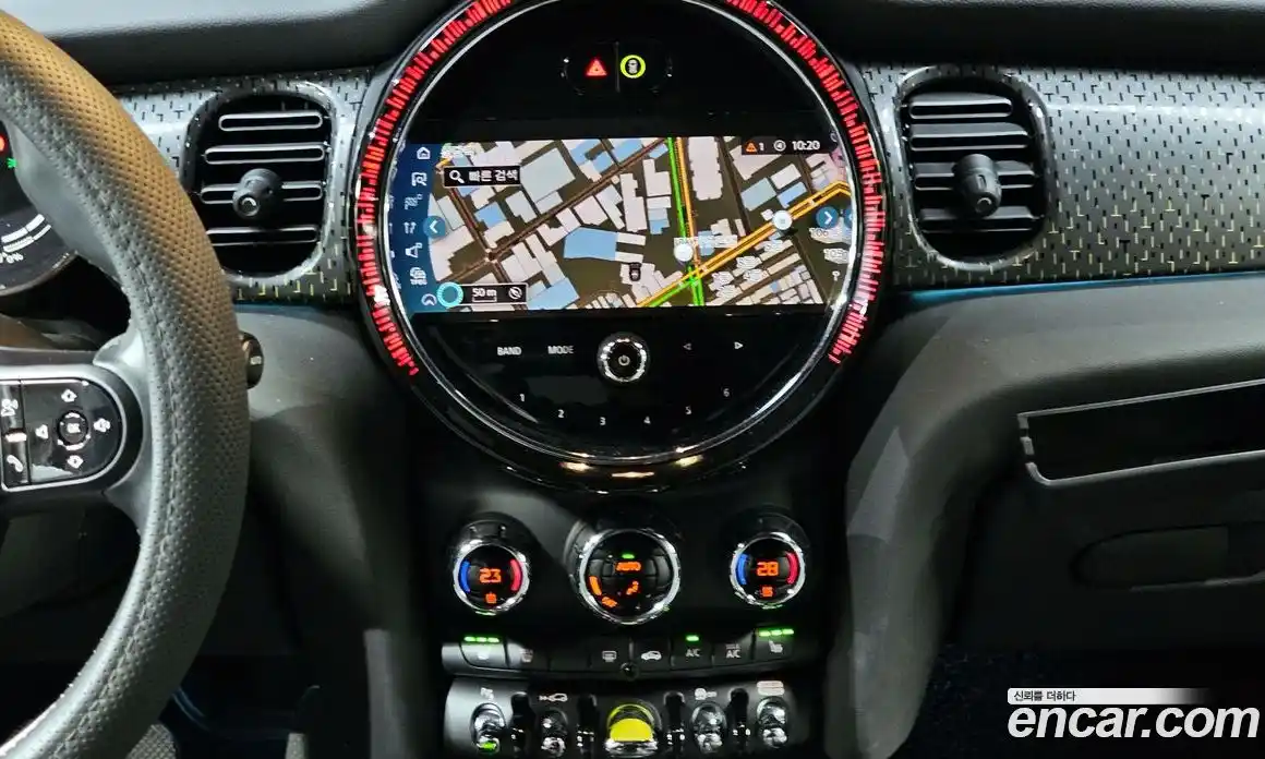 Mini Cooper 2022 Автомат в Москве № 141117, фото 17