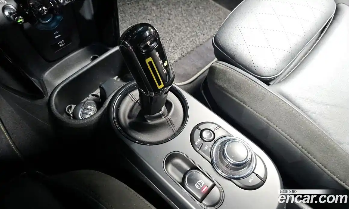 Mini Cooper 2022 Автомат в Москве № 141117, фото 5