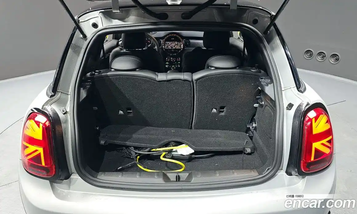 Mini Cooper 2022 Автомат в Москве № 141117, фото 10