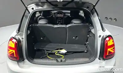 Mini Cooper 2022 Автомат в Москве № 141117, миниатюра 10