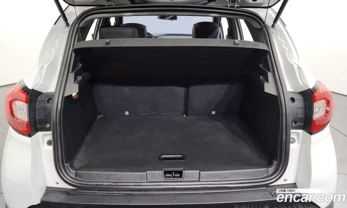 Renault QM3 2017 1.5 Автомат в Москве № 147902, фото 20