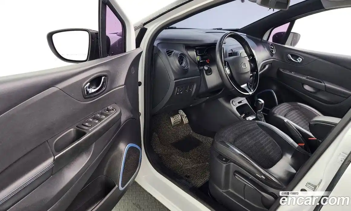 Renault QM3 2017 1.5 Автомат в Москве № 147902, фото 9