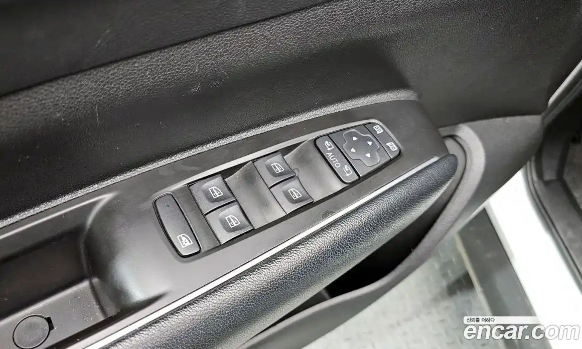 Renault QM6 2023 2.0 Автомат в Москве № 147903, фото 7