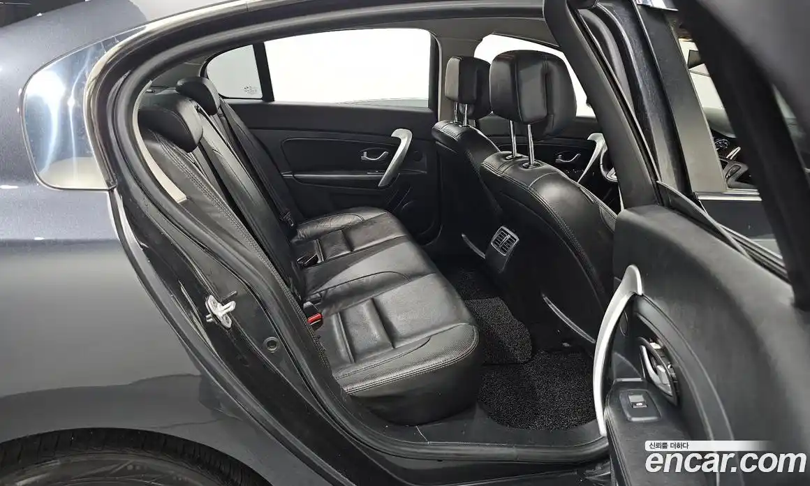 Renault SM5 2014 2.0 Автомат в Москве № 148428, фото 20