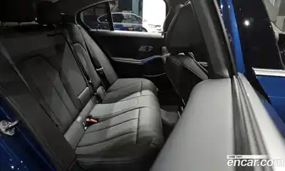 BMW 3-Series 2022 2.0 Автомат в Москве № 154166, миниатюра 12