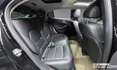 Mercedes-Benz GLA-Class 2019 2.0 Автомат в Москве № 160690, миниатюра 9