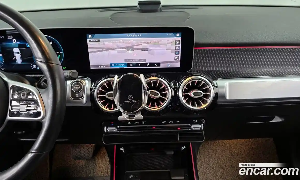 Mercedes-Benz GLB-Class 2020 2.0 Автомат в Москве № 160986, фото 14