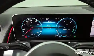 Mercedes-Benz GLB-Class 2020 2.0 Автомат в Москве № 160986, миниатюра 3