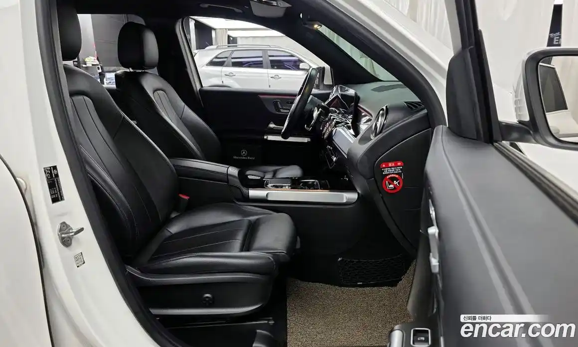 Mercedes-Benz GLB-Class 2020 2.0 Автомат в Москве № 160986, фото 7