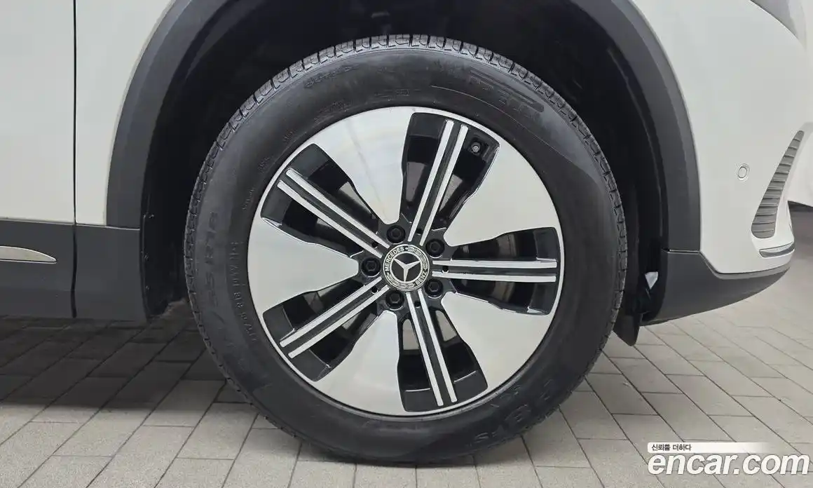 Mercedes-Benz EQA 2021 0.2 Автомат в Москве № 161624, фото 13