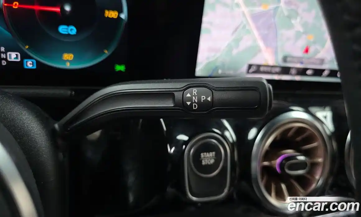 Mercedes-Benz EQA 2021 0.2 Автомат в Москве № 161624, фото 9