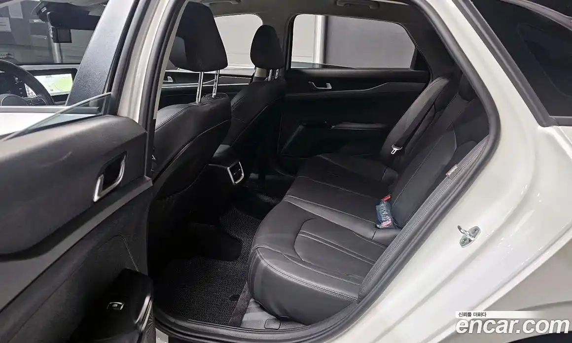 Kia K5 2021 2.0 Автомат в Москве № 16277, фото 14