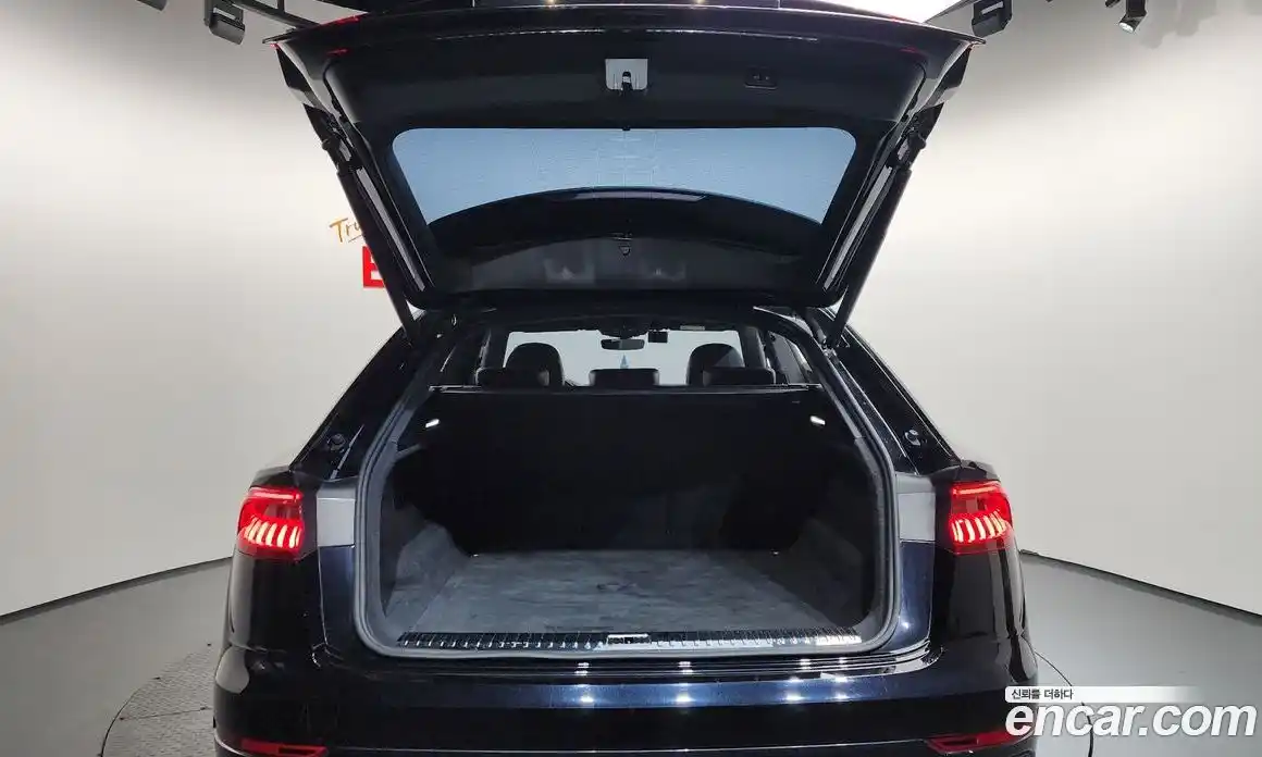 Audi Q8 2021 3.0 Автомат в Москве № 163229, фото 20