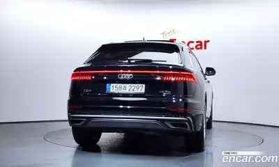 Audi Q8 2021 3.0 Автомат в Москве № 163229, миниатюра 4