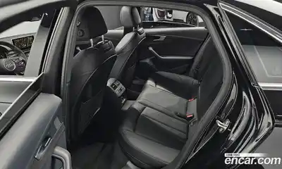 Audi A4 2019 2.0 Автомат в Москве № 163341, миниатюра 12