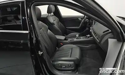 Audi A4 2019 2.0 Автомат в Москве № 163341, миниатюра 2