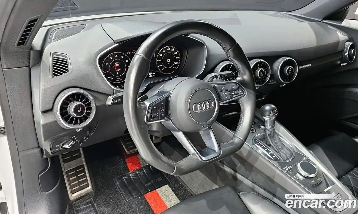 Audi TT 2016 2.0 Автомат в Москве № 163451, фото 13