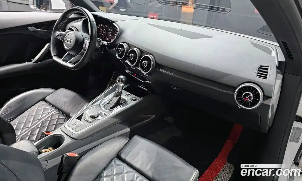 Audi TT 2016 2.0 Автомат в Москве № 163451, фото 20