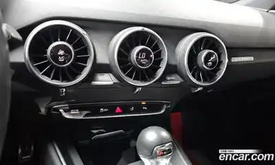 Audi TT 2016 2.0 Автомат в Москве № 163451, миниатюра 6