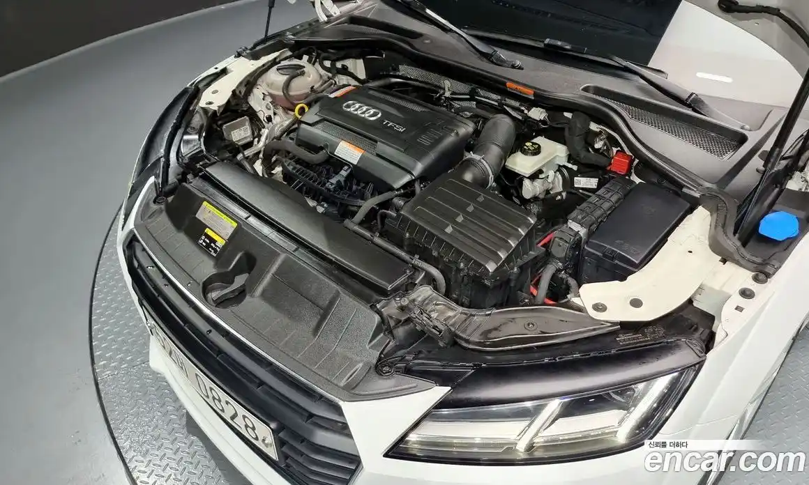 Audi TT 2016 2.0 Автомат в Москве № 163451, фото 8