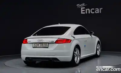 Audi TT 2016 2.0 Автомат в Москве № 163451, миниатюра 9