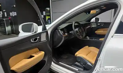 Volvo XC60 2021 2.0 Автомат в Москве № 164470, миниатюра 12