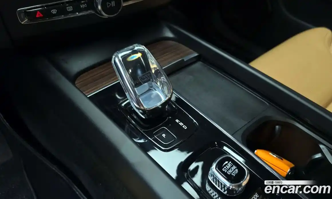 Volvo XC60 2021 2.0 Автомат в Москве № 164470, фото 20