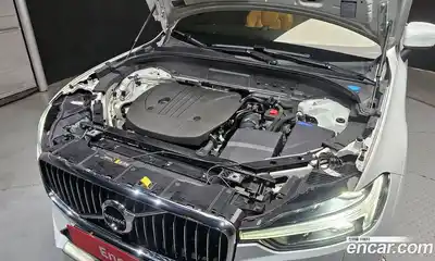 Volvo XC60 2021 2.0 Автомат в Москве № 164470, миниатюра 7