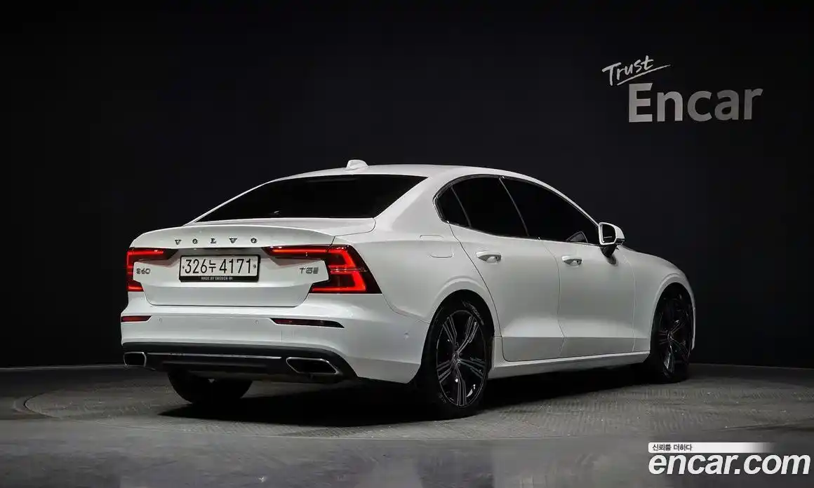 Volvo S60 2020 2.0 Автомат в Москве № 164701, фото 11