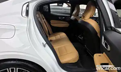 Volvo S60 2020 2.0 Автомат в Москве № 164701, миниатюра 6