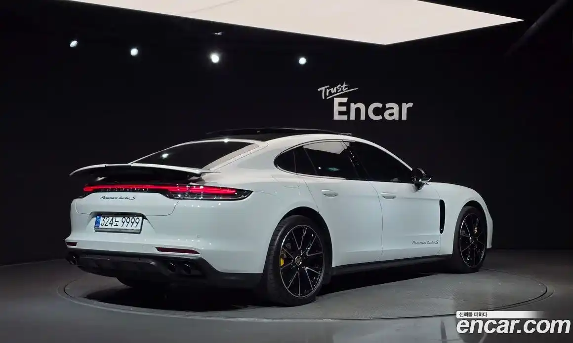 Porsche Panamera 2023 4.0 Автомат в Москве № 165260, фото 9